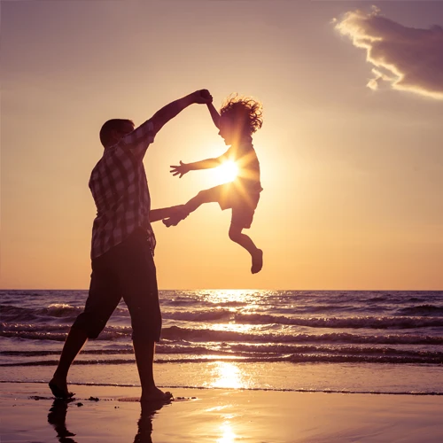 Chiropractic San Anselmo CA Father and Child on the Beach